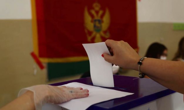 Hivatalosan is elveszítette a választásokat Milo Đukanović