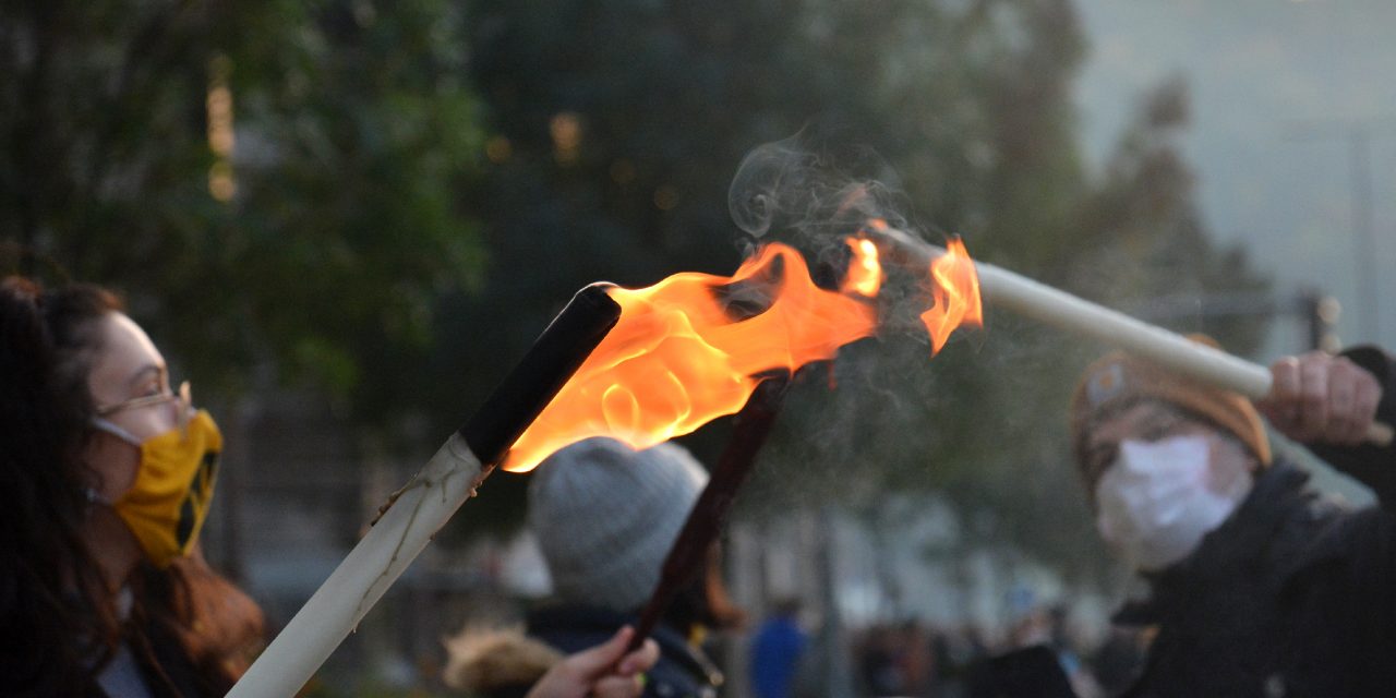 <span class="entry-title-primary">Több embert mozgósított az SZFE pénteken, mint a Fidesz az elmúlt években</span> <span class="entry-subtitle">A fél várost lezárták, meg is teltek a utcák</span>