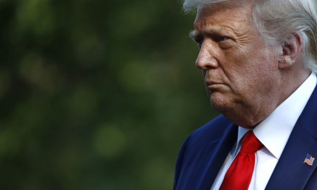 Trump elégedetlen, amiért nem kapott Nobel-díjat