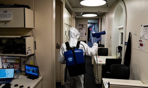 Vírus és káosz a Fehér Házban