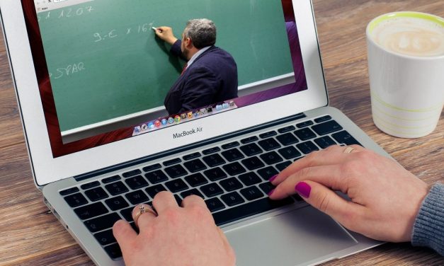 Ezek az egyetemek kaptak engedélyt a távoktatás végzéséhez