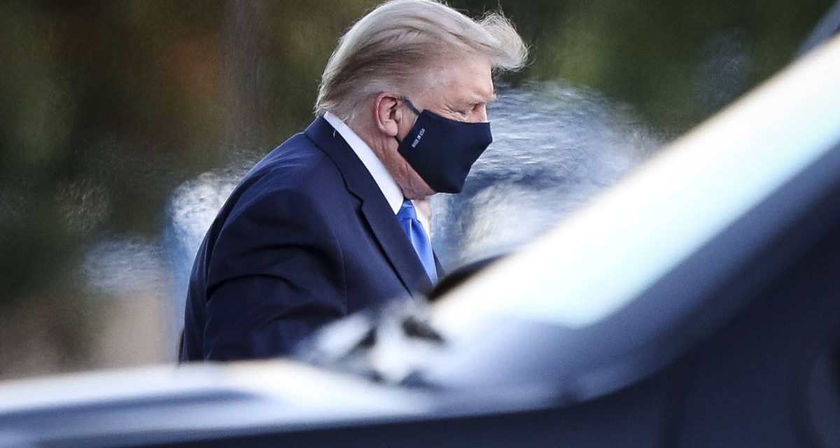 <span class="entry-title-primary">Elnökfertőzéses zűrzavar (Trumpizmusok)</span> <span class="entry-subtitle">Trump a kórházban, emberei víruslázban, mindenki zavarban – de az élet megy tovább</span>