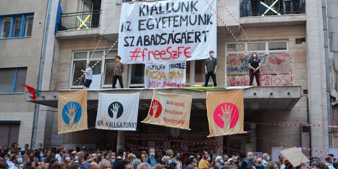 <span class="entry-title-primary">Éjfélkor lejár a határidő</span> <span class="entry-subtitle">A Színház- és Filmművészeti Egyetemen továbbra sincs megállapodás</span>