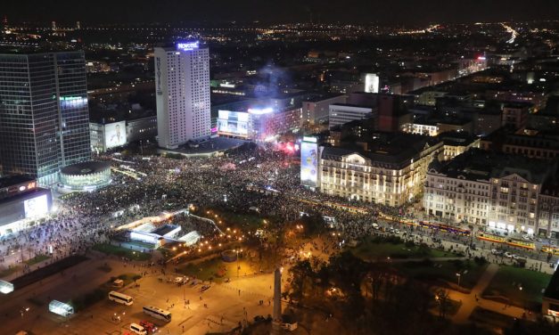 <span class="entry-title-primary">Nőgyűlölő demagógok és hanyatló horror sztárok</span> <span class="entry-subtitle">Átlapoztuk a világsajtót</span>