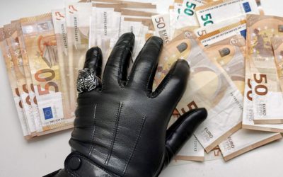 Pénzmosás: Bánáti személyek is vannak az őrizetbe vettek között