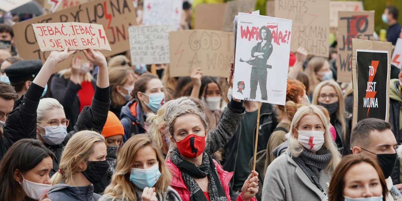 <span class="entry-title-primary">Vegyünk búcsút „az öregfiúk politikájától”!</span> <span class="entry-subtitle">Pekingtől Bernen át Bagdadig és Varsótól Tokióig: átlapoztuk a világsajtót</span>