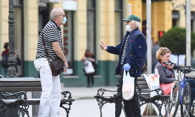 Rendőrök bírságolják majd azokat, akik nem viselnek maszkot