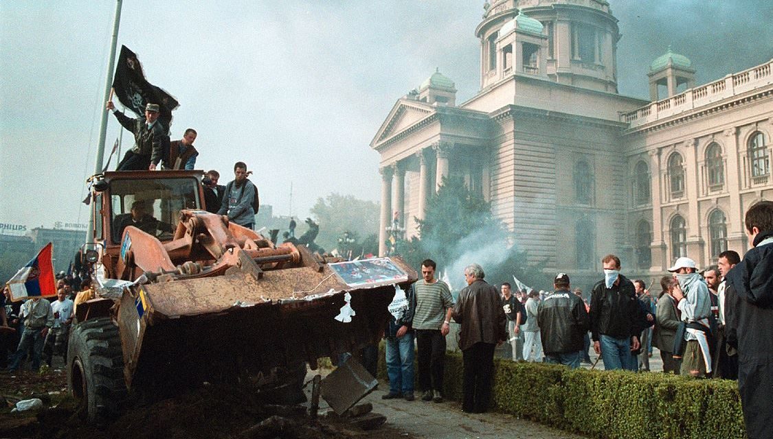 Volt-e az ellenzéknek politikai programja 2000. október 5. előtt?