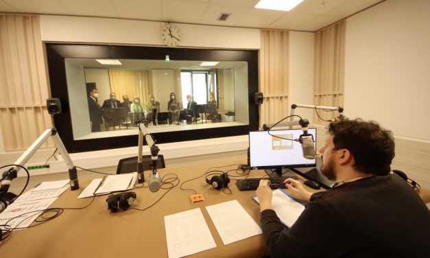 Veszélyben van-e a 24 órás magyar műsor?