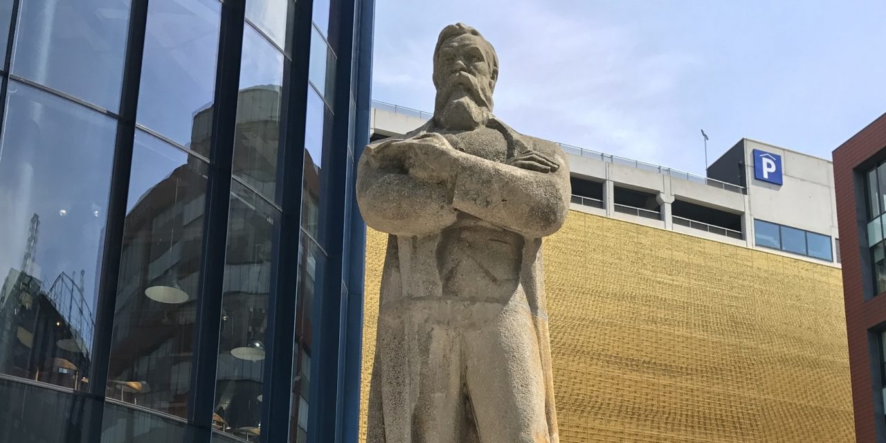 <span class="entry-title-primary">Kétszáz éve született Friedrich Engels</span> <span class="entry-subtitle">A munkásosztály helyzete Angliában bizonytalan – Nem először</span>