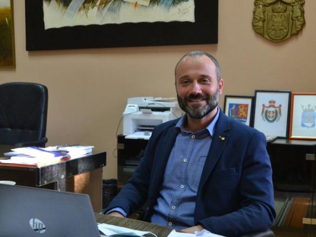 <span class="entry-title-primary">Szatmári Adrián ismét Topolya község polgármestere</span> <span class="entry-subtitle">Haladó párti alpolgármestere lett a községnek</span>