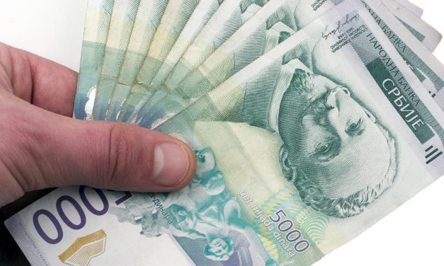 “Felesleges jövőre is emelni a minimálbért, gazdaságilag egyáltalán nem indokolt”