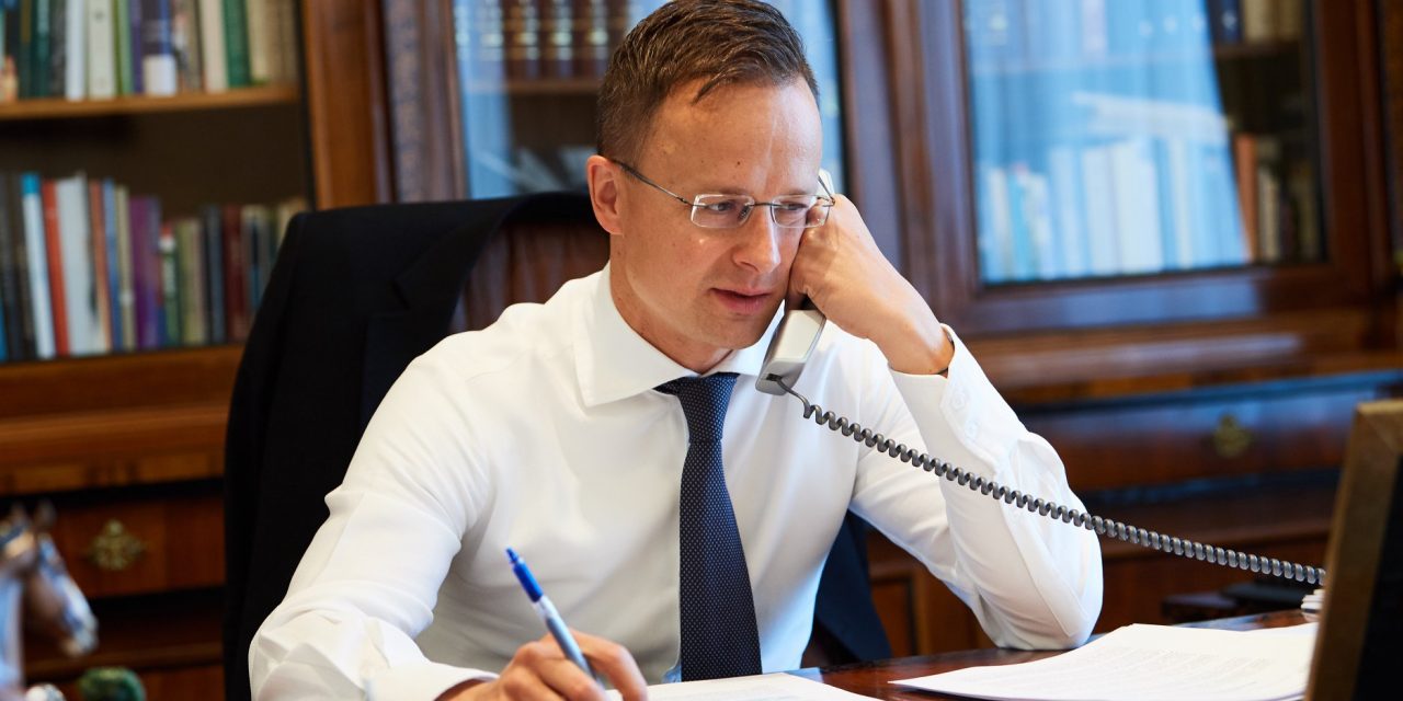 <span class="entry-title-primary">Szijjártó bekérette az amerikai nagykövetet</span> <span class="entry-subtitle">Biden kritizálta Orbánt, nem tetszett neki</span>