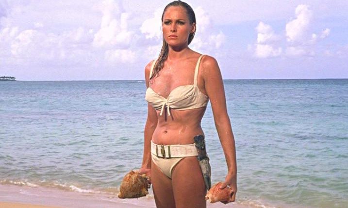 Senki sem licitált Ursula Andress világhírű James Bond-bikinijére