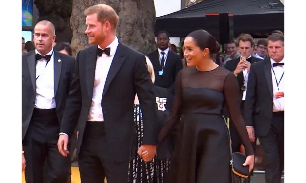 Harry herceg: A bátyám megragadott, eltépte a nyakláncomat és a földre lökött