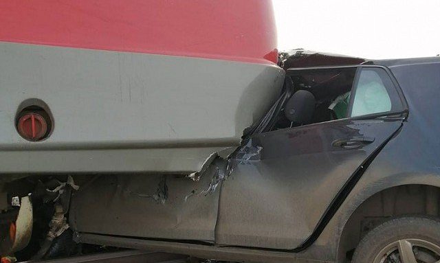 Vonat ütközött személygépkocsival Bajmoknál