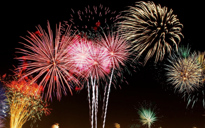 Egyetlen éjszaka alatt 150.000 euró – Mennyit keresnek a legnagyobb sztárok szilveszterkor?