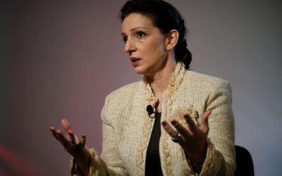 Átkutatják az ellenzéki politikusok autóit