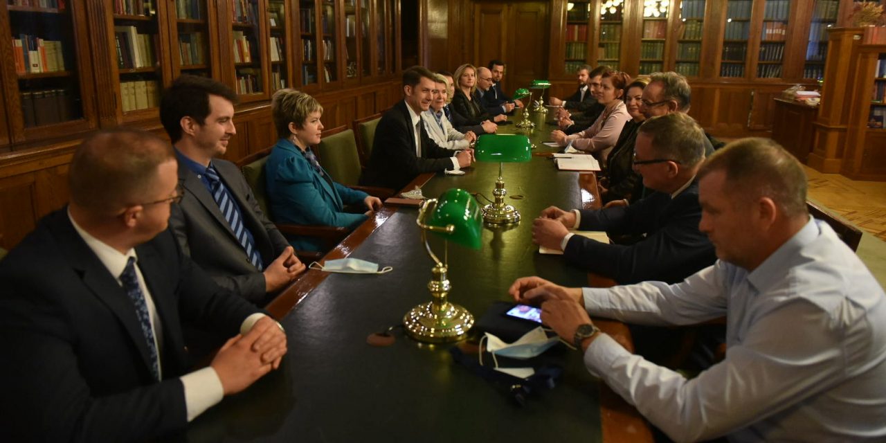 Pásztor István, a VMSZ belgrádi csapata és a határhelyzet