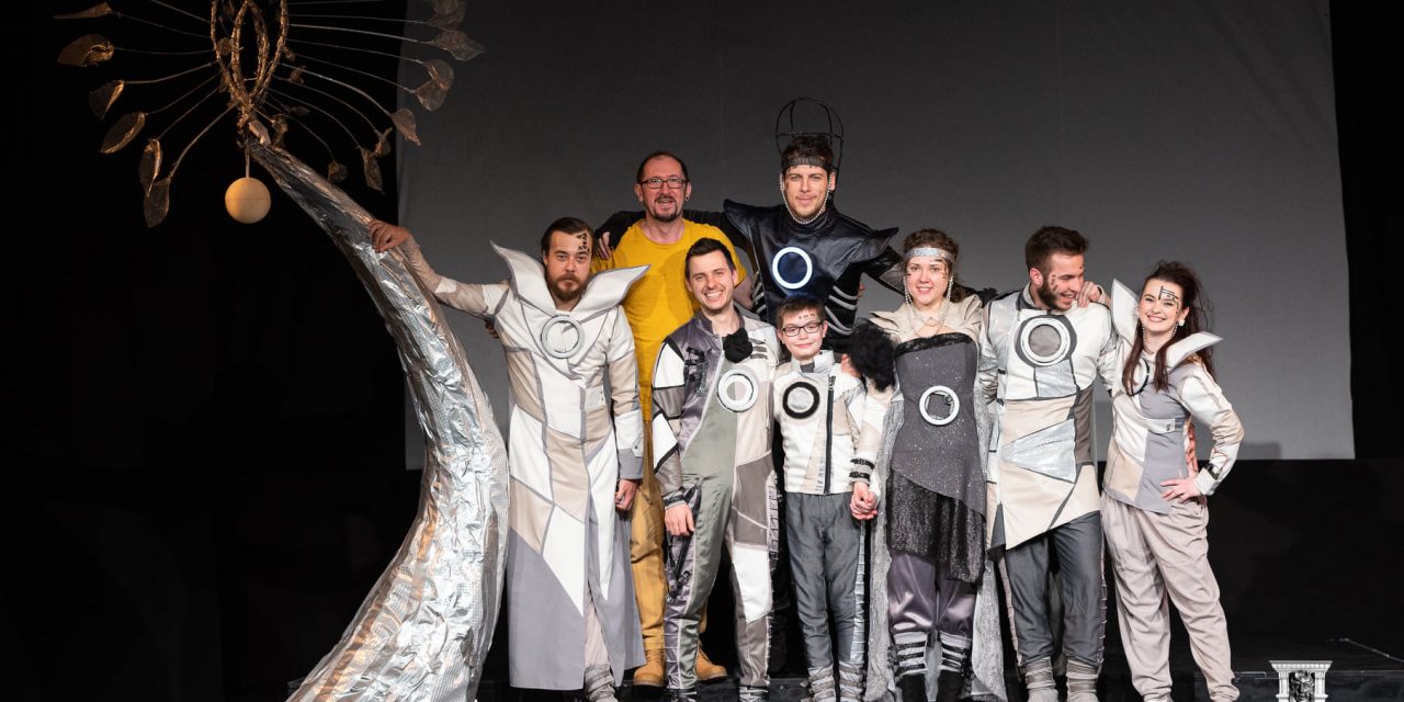 <span class="entry-title-primary">„Az emberek is tündérek”</span> <span class="entry-subtitle">Széljegyzetek mindennapjainkról (21.)</span>