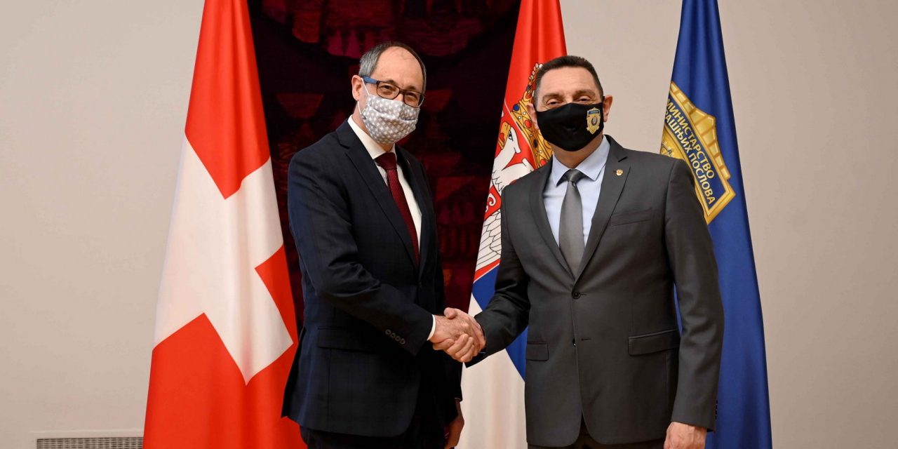 Vulin: Szerbia akadályozni fogja Koszovó Interpol-tagságát