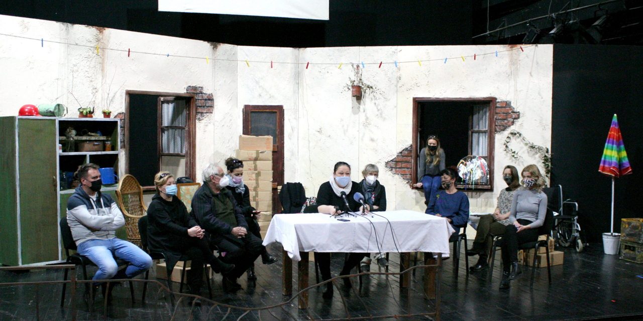 Sógornők – Bemutatót tart pénteken a Népszínház magyar társulata