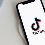 Azokat is követi a TikTok, akiknek nincs is regisztrált fiókjuk