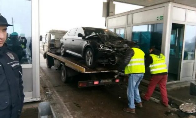 Vučić eddig kétszer jelentette ki nyilvánosan, hogy látta a balesetről készült felvételt