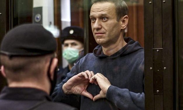 Még a szerb elnök is reagált Navalnij halálhírére, de Orbán és Szijjártó nem