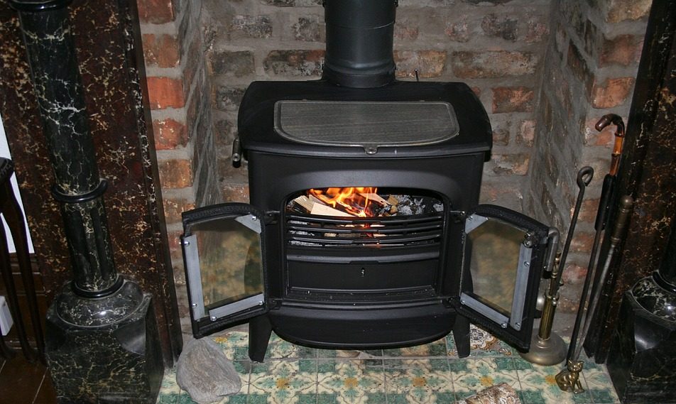 Állami támogatás a kályhák és kazánok cseréjére is