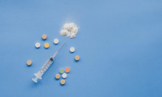 Cservenkai kábítószer-készítő és -forgalmazó bukott le