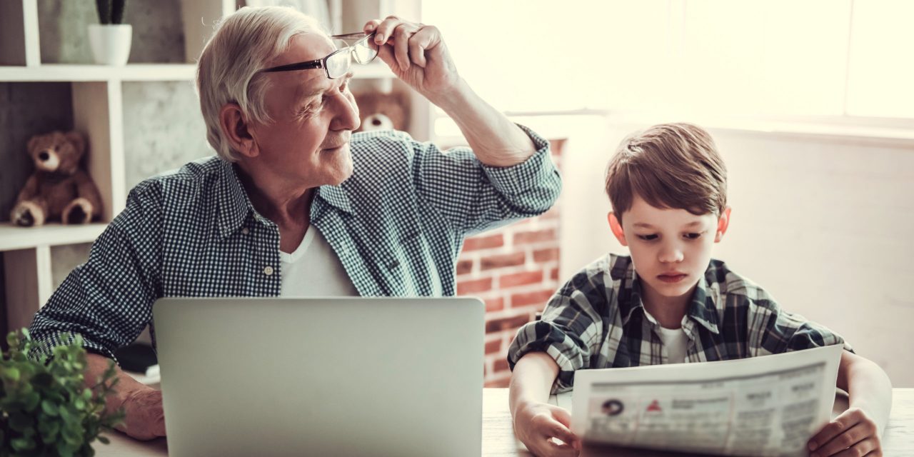 <span class="entry-title-primary">Hírekért és ismerősökért járunk az internetre</span> <span class="entry-subtitle">A felhasználók harmada sosem száll le a netről – A nők inkább kapcsolattartásért, a férfiak inkább munkavégzés miatt vannak online</span>