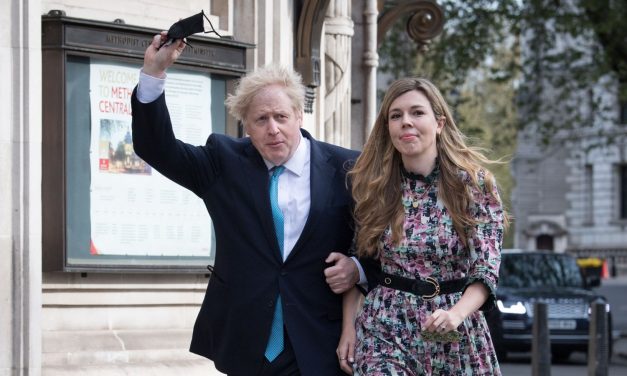 Titokban nősült meg a brit miniszterelnök