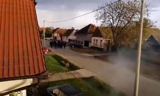 Szerbek ellen uszító futballhuligánokat vettek őrizetbe Horvátországban