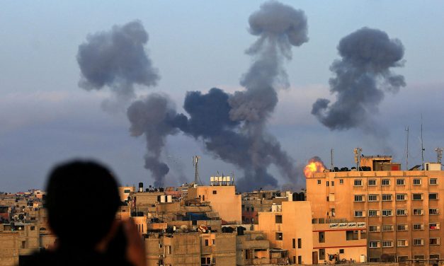 Izrael újabb légicsapásokat mért a Gázai övezetre