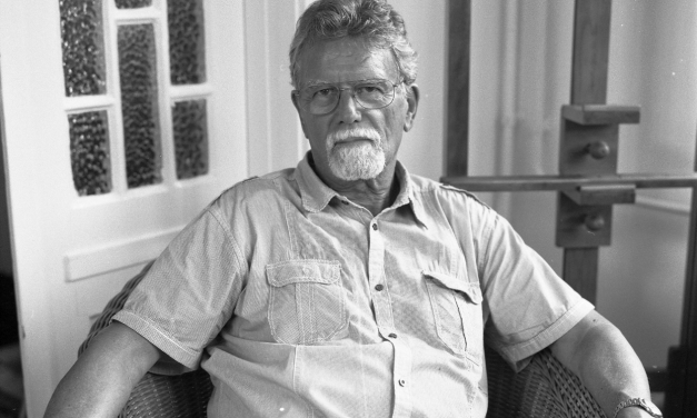 Elhunyt Jankovics Marcell