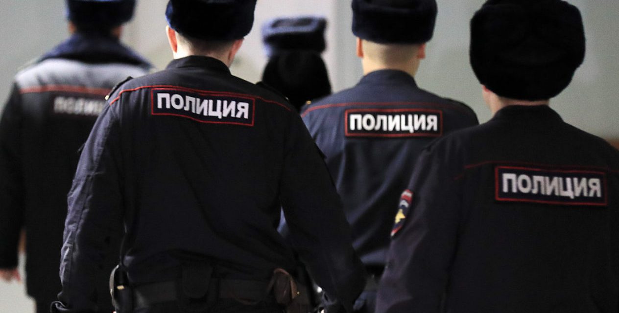 Járókelőket késelt meg egy férfi Jekatyerinburgban, legalább hárman meghaltak