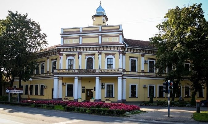 Rendes csatornahálózat vagy kínai bóvli?