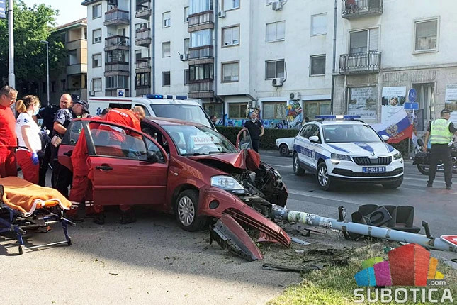 Súlyos baleset történt Szabadkán (Fotók)