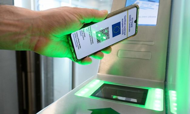 Horvátországban mindenhol kötelező lesz a digitális Covid-igazolvány, ahol maszkot kell viselni