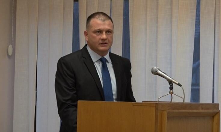 Az államtitkárok fizetése gyakran magasabb, mint a minisztereké: Juhász havi 248.000 dinárt vihet haza