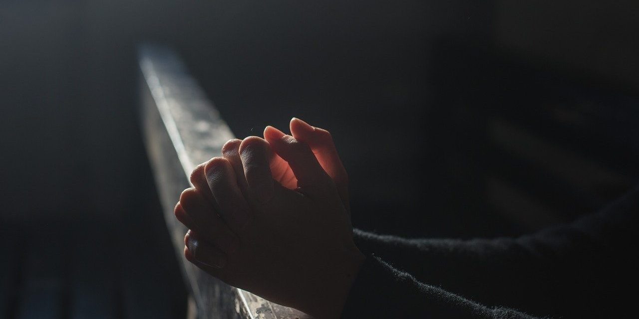 A járvány áldozataiért harangoznak és imádkoznak vasárnap