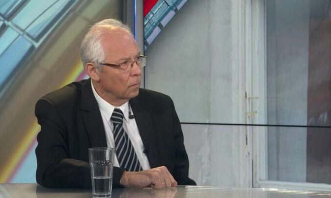 Predrag Kon maszk nélkül üzent a polgároknak