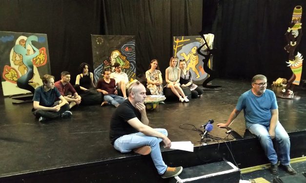 A Kosztolányi Színház műsorára tűzte a végzős színészhallgatók vizsgaelőadását