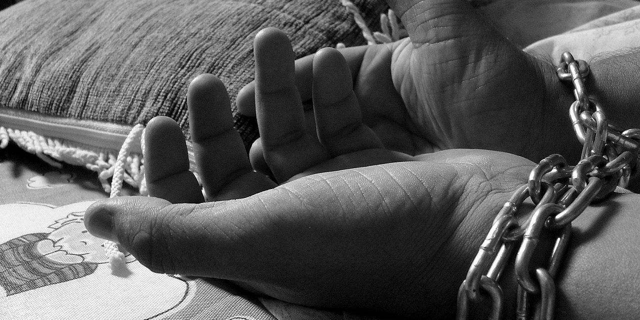 Emberkereskedőket vettek őrizetbe és több száz kizsákmányolt munkást azonosítottak Európa-szerte