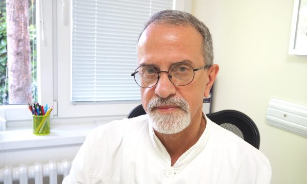 <span class="entry-title-primary">„Ha a külső körülményeket okoljuk, azzal csak elmenekülünk a felelősség elől”</span> <span class="entry-subtitle">Egyre többen fordulnak pszichiáterhez az elmúlt időszakban dr. Sági Zoltán szerint </span>