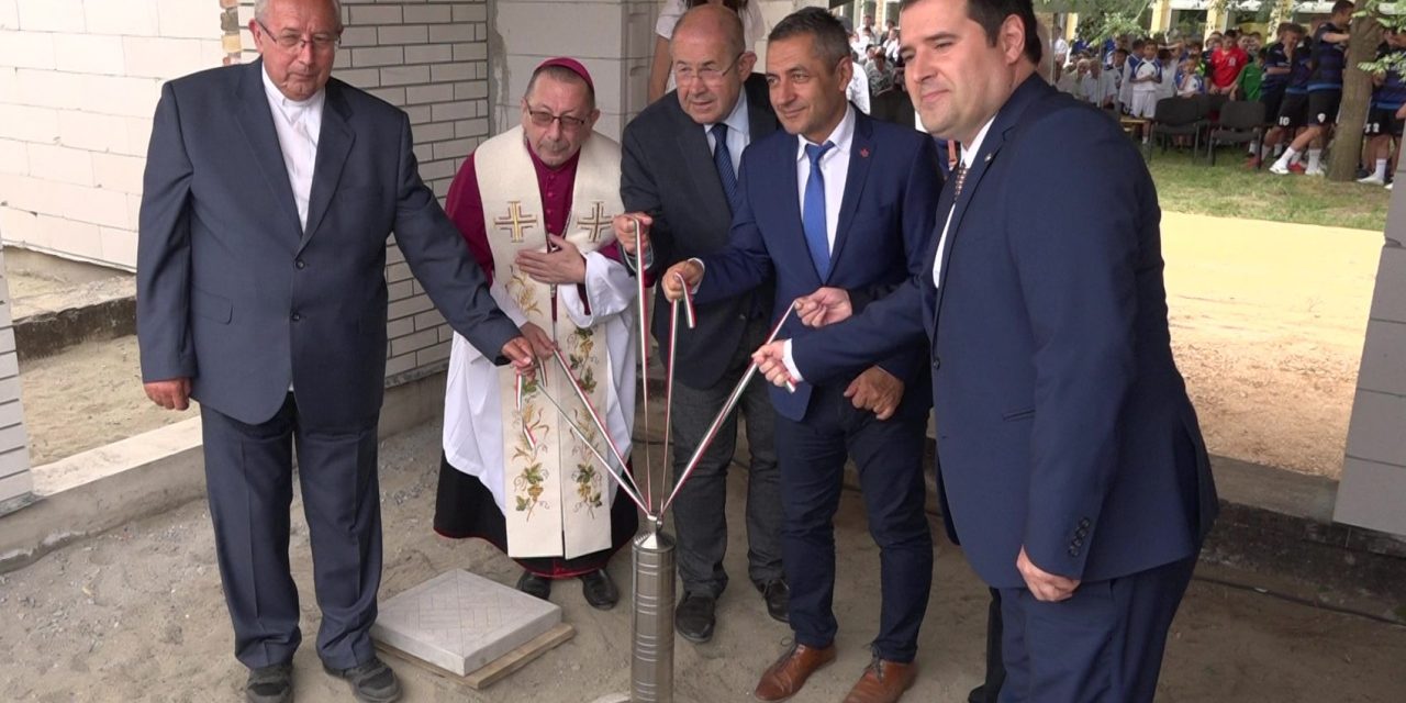 Háromszázötven millió forintból épül tornaterem Tóthfaluban