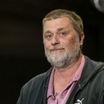 Urbánt felkérték igazgatónak, majd közölték, a bizottság nem támogatja a kinevezését