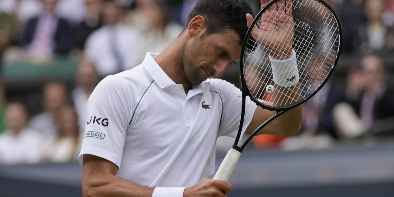 А parlament előtt gyülekeznek Đoković támogatói
