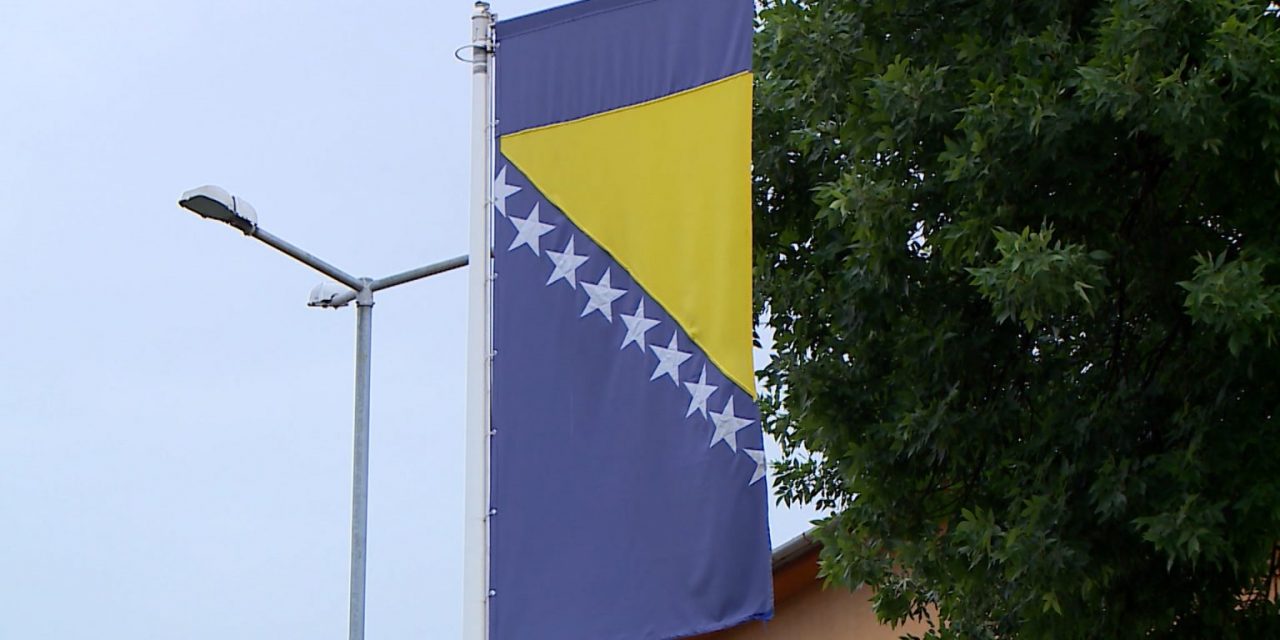 A boszniai Szerb Köztársaság többé nem fogadja el a nemzetközi főképviselő határozatait